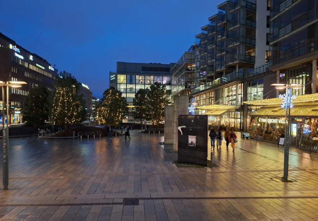 Plac Senacki w Helsinkach w świątecznej atmosferze